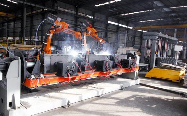 焊接机械人
