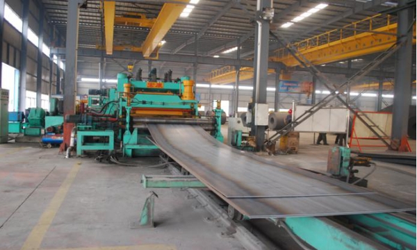 钢板开平、校平、剪切出产线