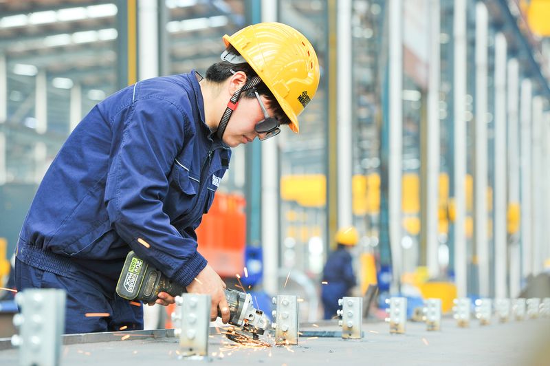 7月礼赞｜致敬河南1929cc一线劳模