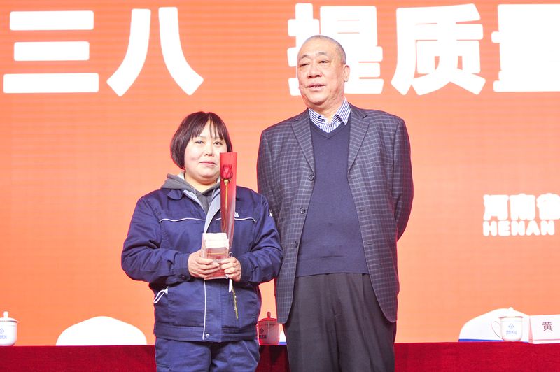 致敬巾帼圭表｜河南1929cc女工代表肖前翠