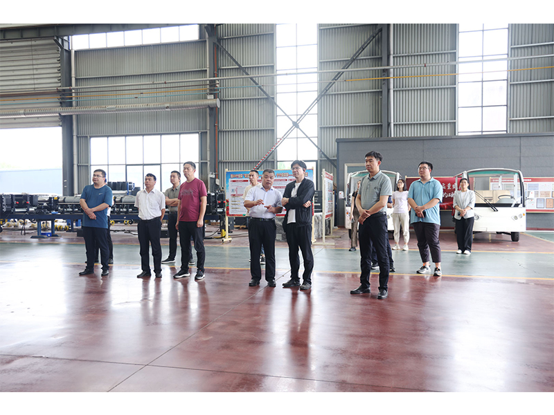 河南1929cc｜新疆哈密市工信局党组书记蒋笑阳一行光临公司调研产业链建设情况